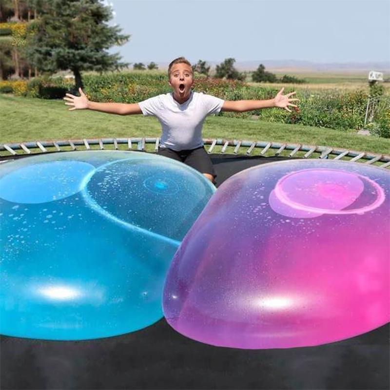 Bunter aufblasbarer Bubble Ball für Kinder, ideal für Wasserspiele, robustes Material; schwimmt auf Wasseroberfläche.