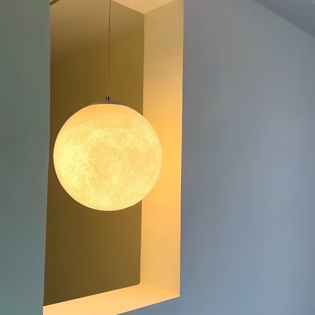 Lampe suspendue Moon au design moderne