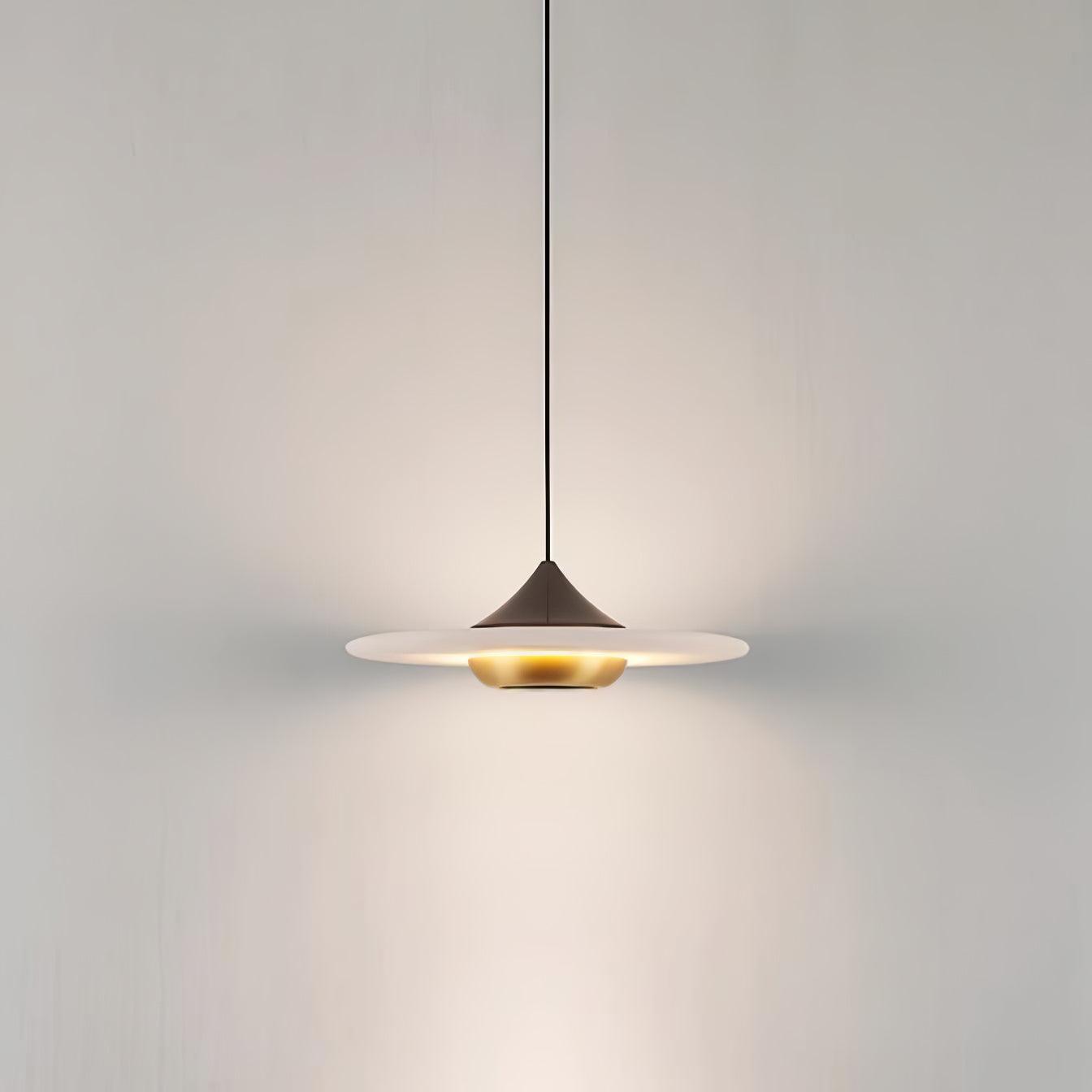Marmor Pendelleuchte Fliegende Untertasse