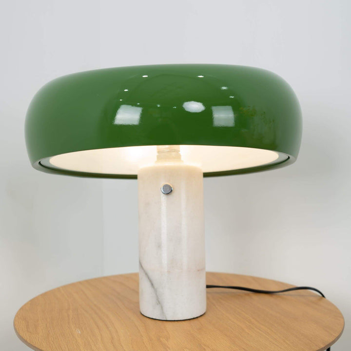 Lampe de table design en marbre