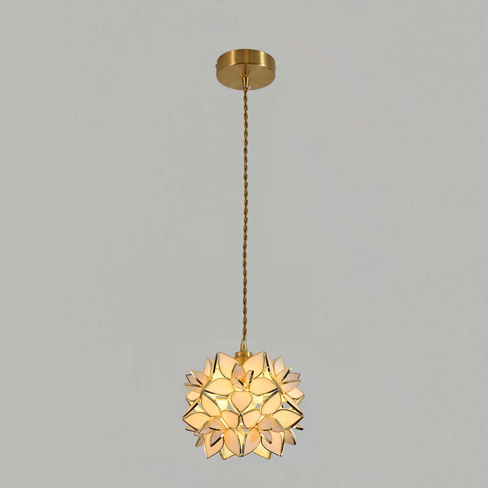 Lampe à suspension en coquillage Kapiz faite à la main