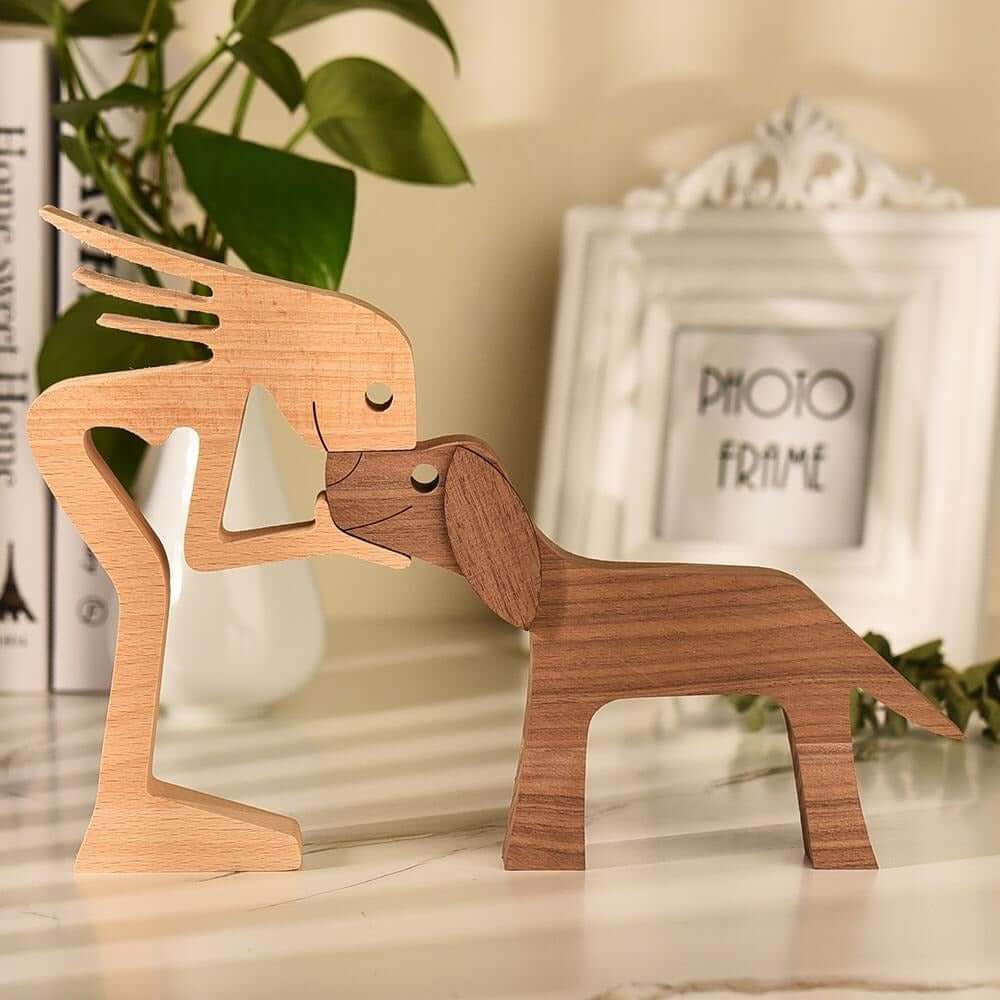 Handgeschnitzte Hundefigur Holzskulptur