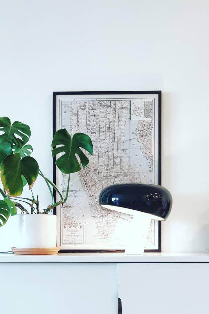 Lampe de table design en marbre