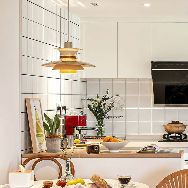 Suspension moderne en métal