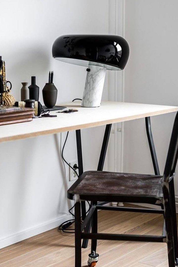 Lampe de table design en marbre