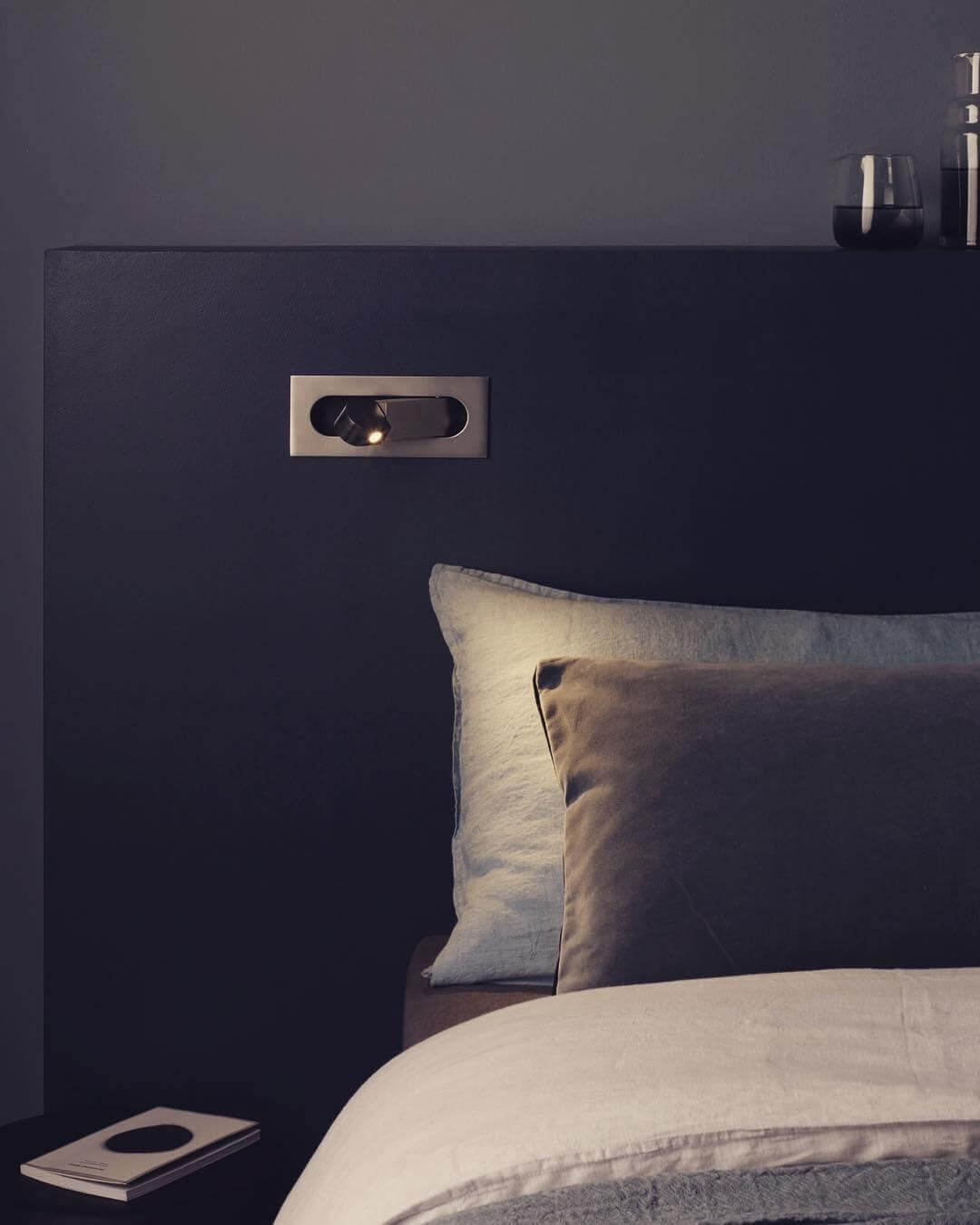 Lampe de chevet LED moderne - intensité variable