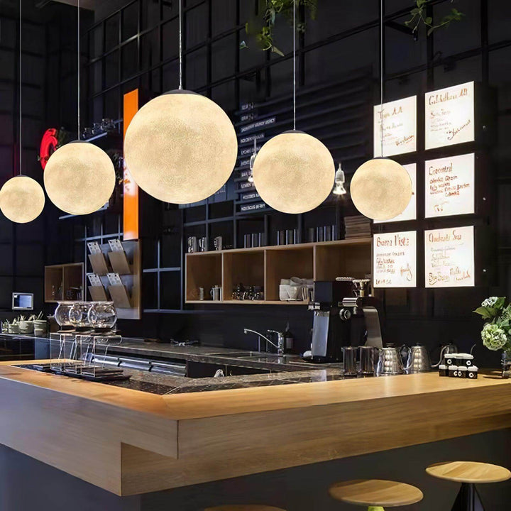 Lampe suspendue Moon au design moderne