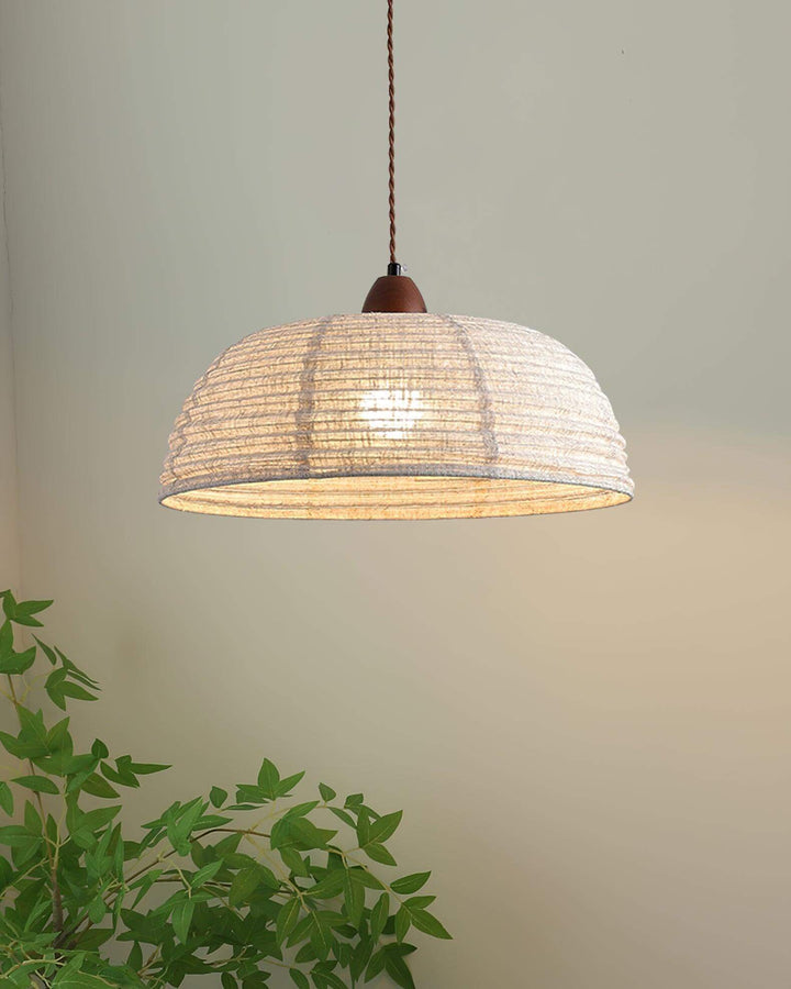 Lampe à suspension en bois et tissu
