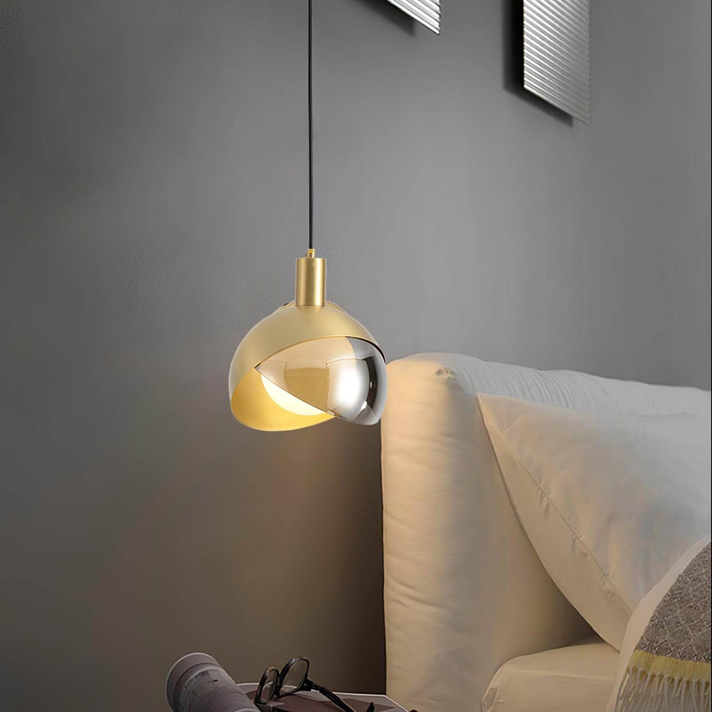 Elegante Pendelleuchte - Glas Metall Design