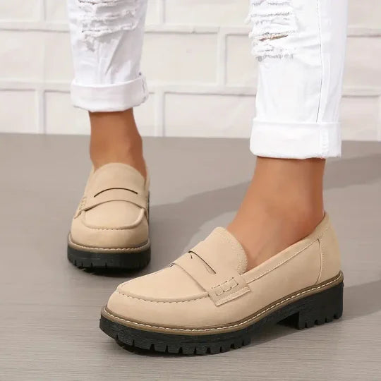 Elegante orthopädische Slipper für Damen & Herren, aus Leder, rutschfest, gepolsterte Sohle, Komfort und Halt, beige.