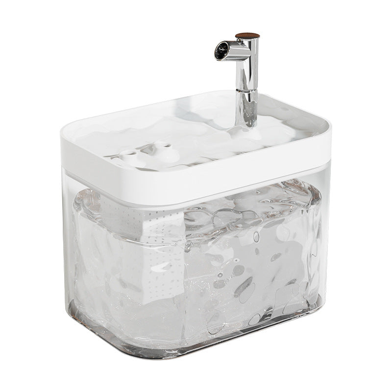 "Eleganter Edelstahl Tiertrinkbrunnen mit leisem Motor und effektivem Filter, ideal für frisches Wasser für Haustiere."