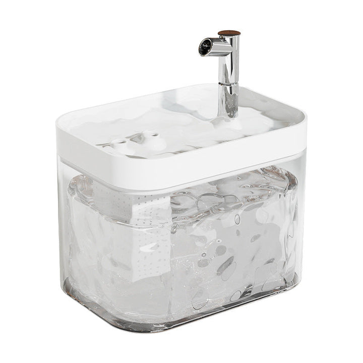 "Eleganter Edelstahl Tiertrinkbrunnen mit leisem Motor und effektivem Filter, ideal für frisches Wasser für Haustiere."