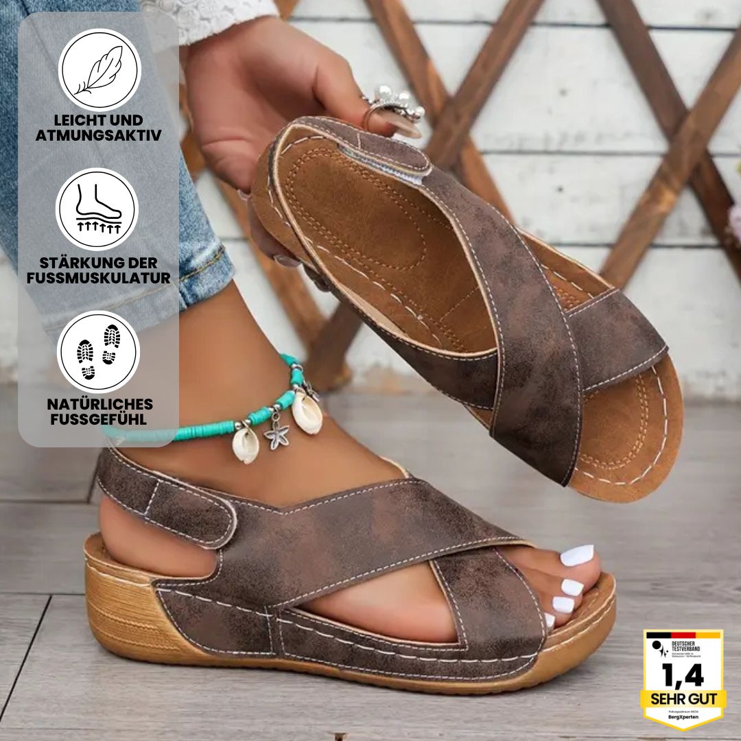 "Ergonomische, rutschfeste Sandalen in Beige für ultimativen Komfort und Schmerzlinderung auf verschiedenen Untergründen."