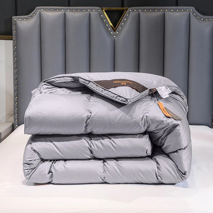 Luxuriöse Gänsedaunenbettdecke