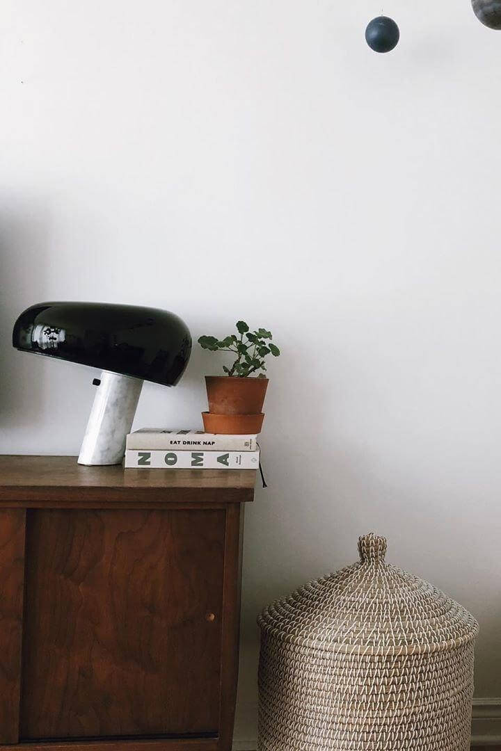 Lampe de table design en marbre