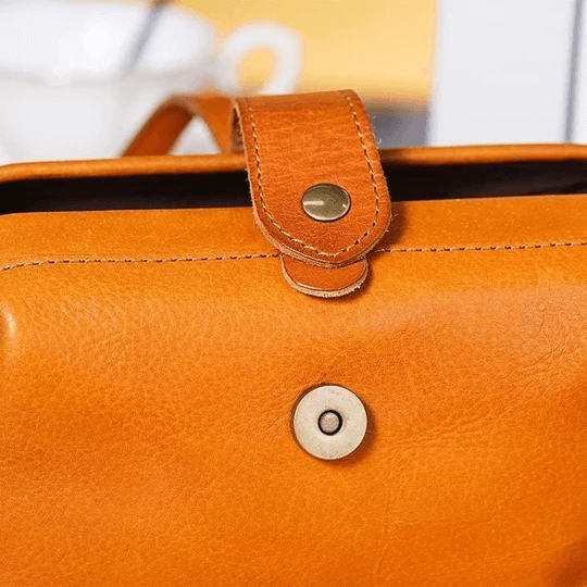 Sac à main rétro en cuir véritable