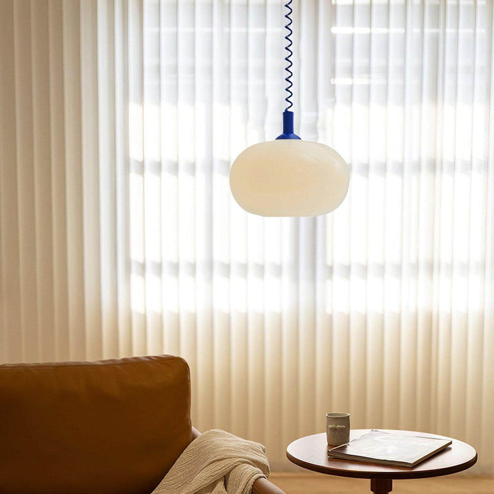 Suspension moderne en métal et verre