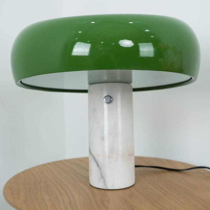 Lampe de table design en marbre