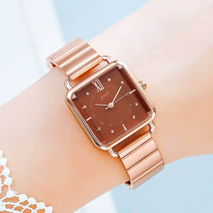 Montre élégante pour femme avec bracelet réglable