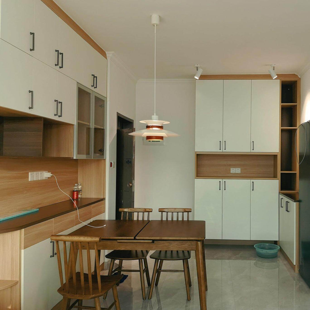 Suspension moderne en métal