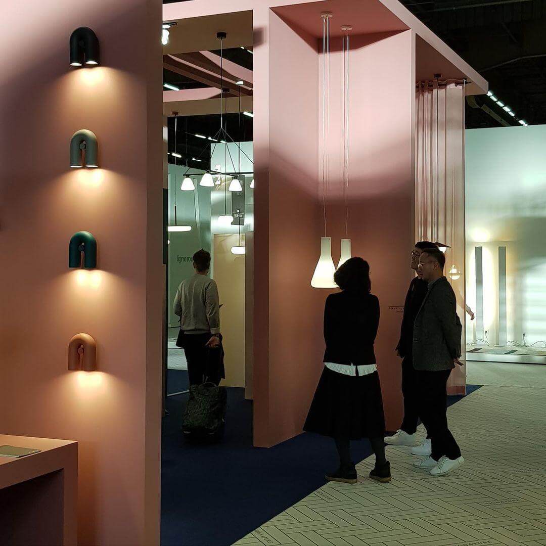 Verstellbare U-förmige LED Wandleuchte