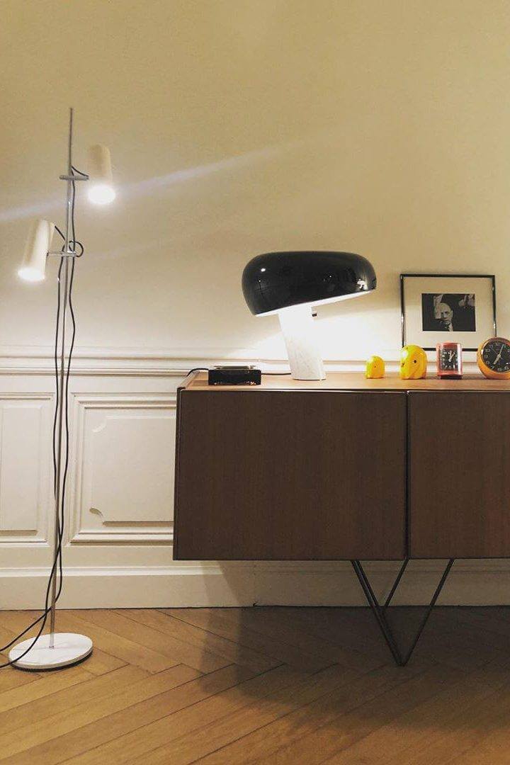 Lampe de table design en marbre