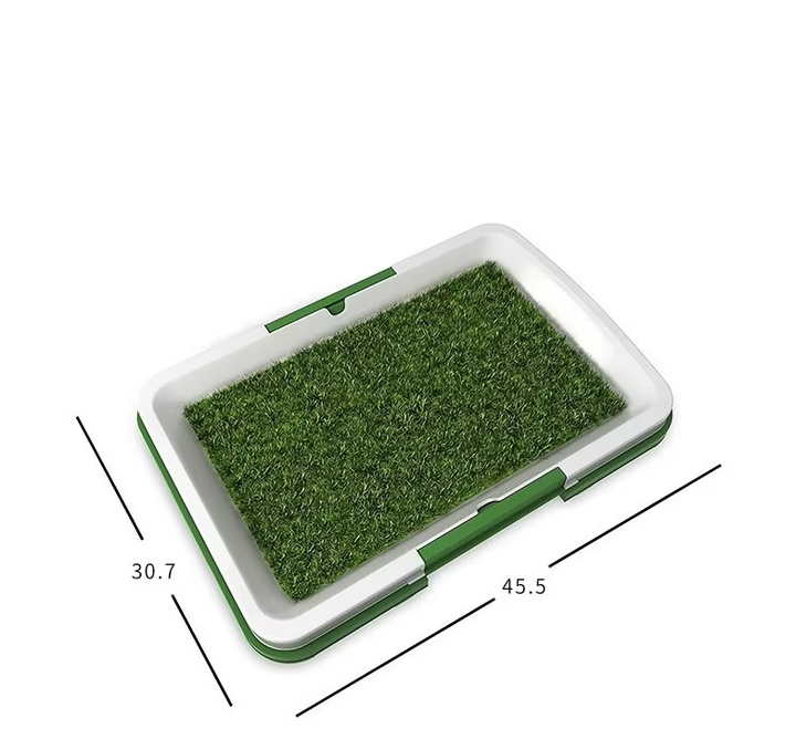 "Hundetoilette mit Kunstrasen und rutschfester Matte für stabilen, hygienischen Komfort zu Hause oder im Garten."