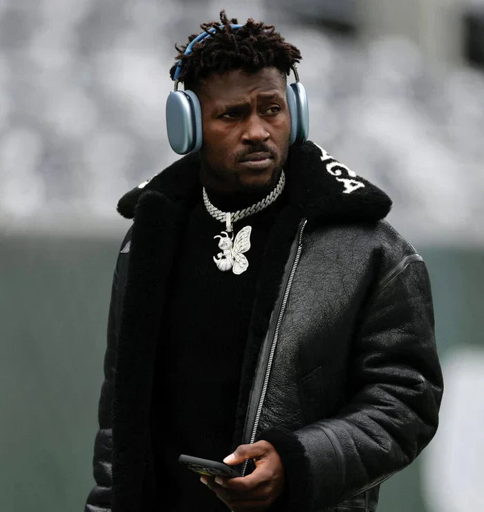 Kabellose Kopfhörer in Rosa mit ergonomischem Design und superiorer Klangqualität für kristallklares Hörerlebnis.