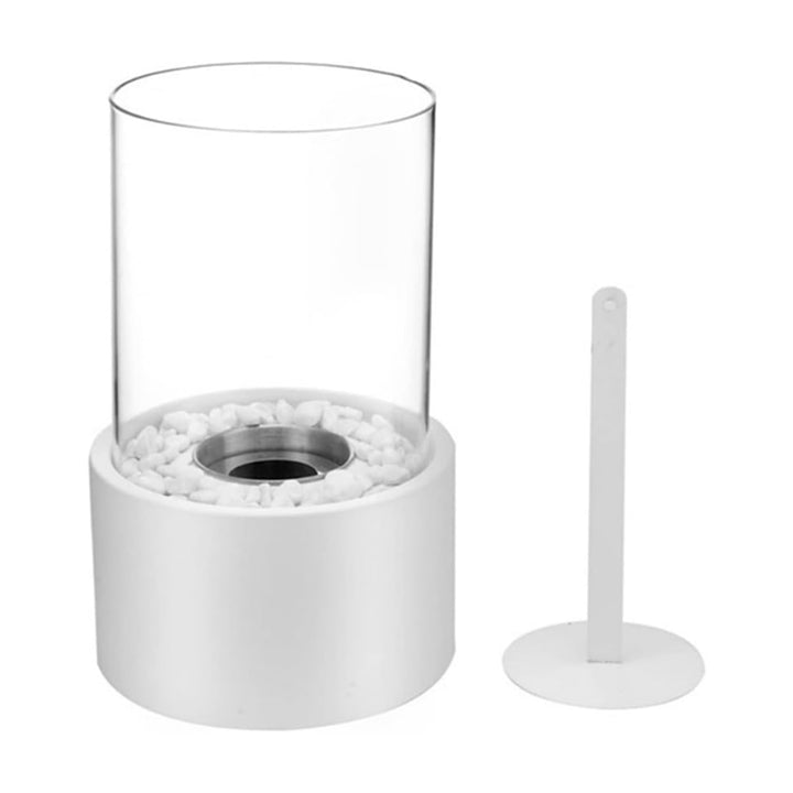 "Klassische Öl Lampe mit Glaszylinder, Metallrahmen, moderne Tischlampe für stilvolle Beleuchtung und Ambiente im Raum."