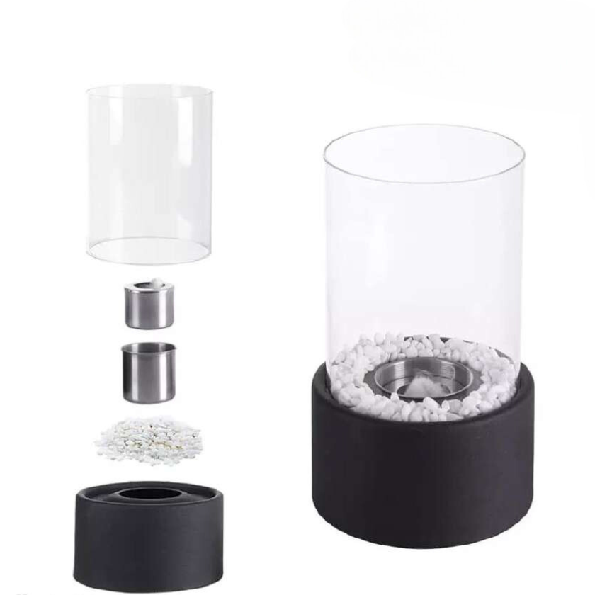 "Klassische Öl Lampe mit Glaszylinder, Metallrahmen, moderne Tischlampe für stilvolle Beleuchtung und Ambiente im Raum."