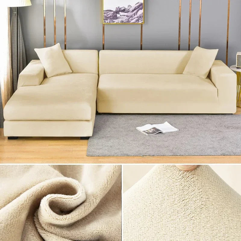 "Luxuriöser Stretch-Velours Sofabezug in elegantem Beige, faltenfrei, schützt Möbel, passt auf diverse Sofaformen und -größen