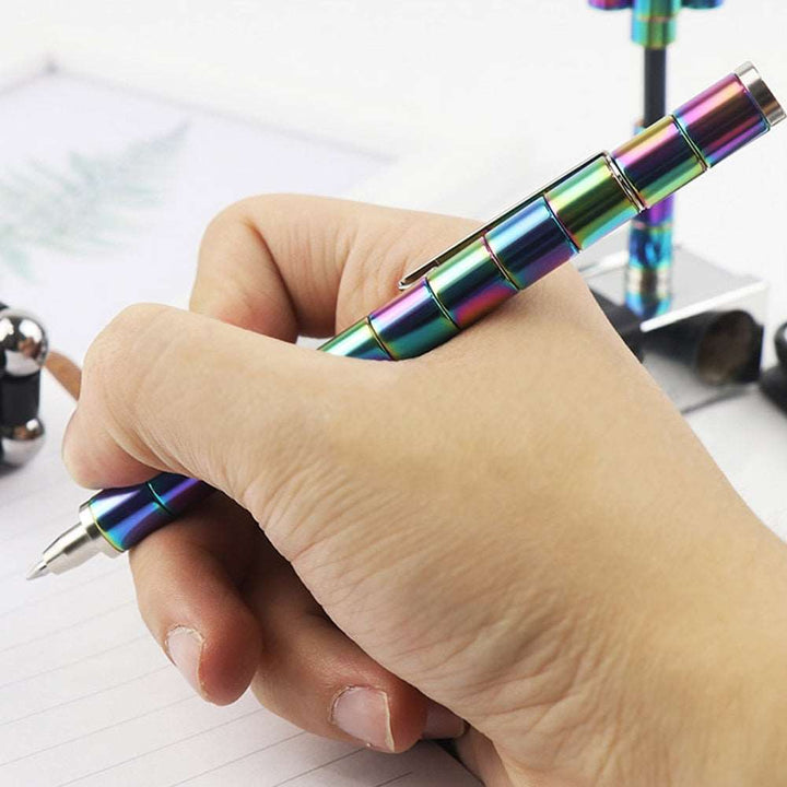 "Magnetischer Fidget Pen für Stressabbau, Silber, kombiniert Stift und Spielzeug für mehr Produktivität und Kreativität"