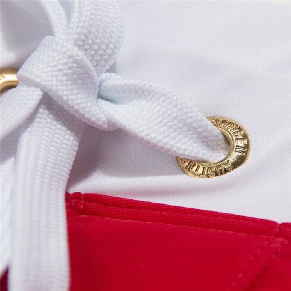 "Moderne Badehose 2024 in Armee grün, elegantes Design, Komfortbund, ideal für Strand oder Schwimmbad, stilvoller Look"