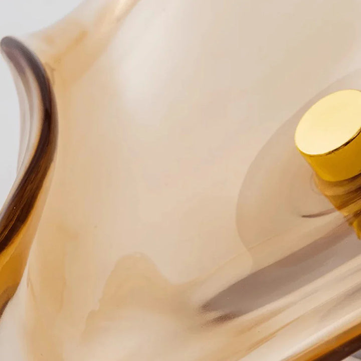 "Moderne LED Glas Wandleuchte mit transparentem Schirm, energiesparend, ideal für stilvolle Wohn- oder Büroräume."