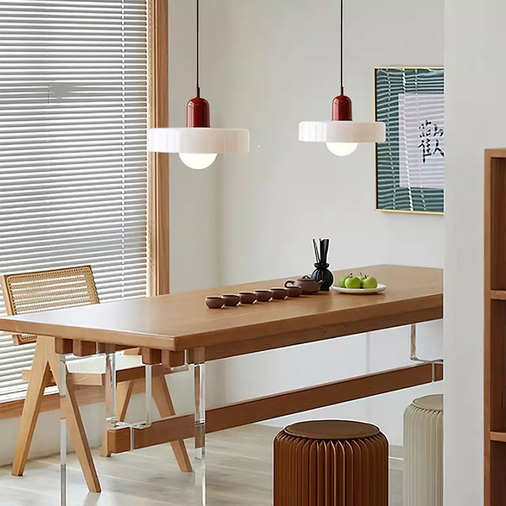 "NordicGlass Deckenlampe, skandinavisches Design, Glas, minimalistische Eleganz, verschiedene Farben, Hängelampe, stilvoll"