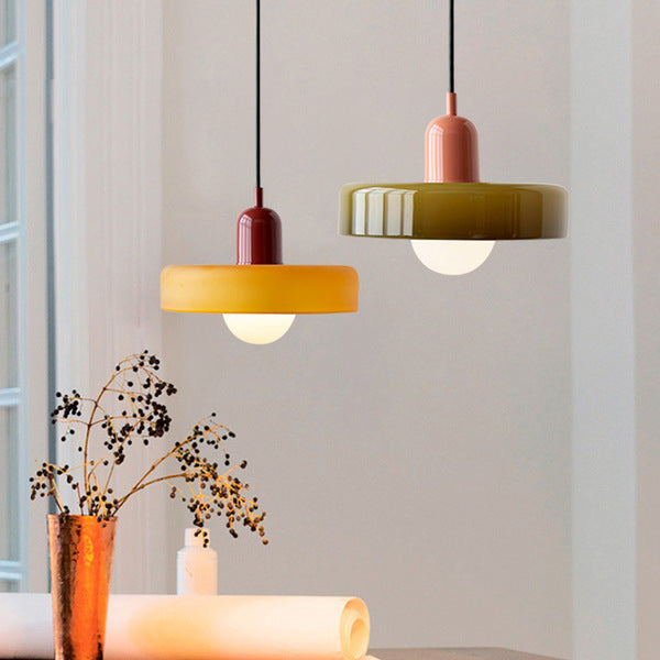 "NordicGlass Deckenlampe, skandinavisches Design, Glas, minimalistische Eleganz, verschiedene Farben, Hängelampe, stilvoll"