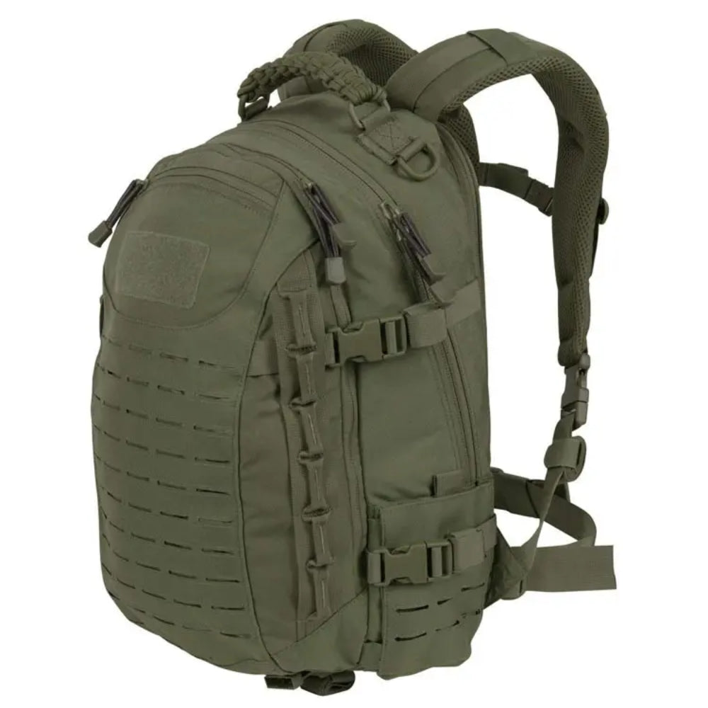 "Robuster taktischer Rucksack in Camouflage, 30-Liter-Stauraum, wasserabweisend, ideal für Camping und Wandern."