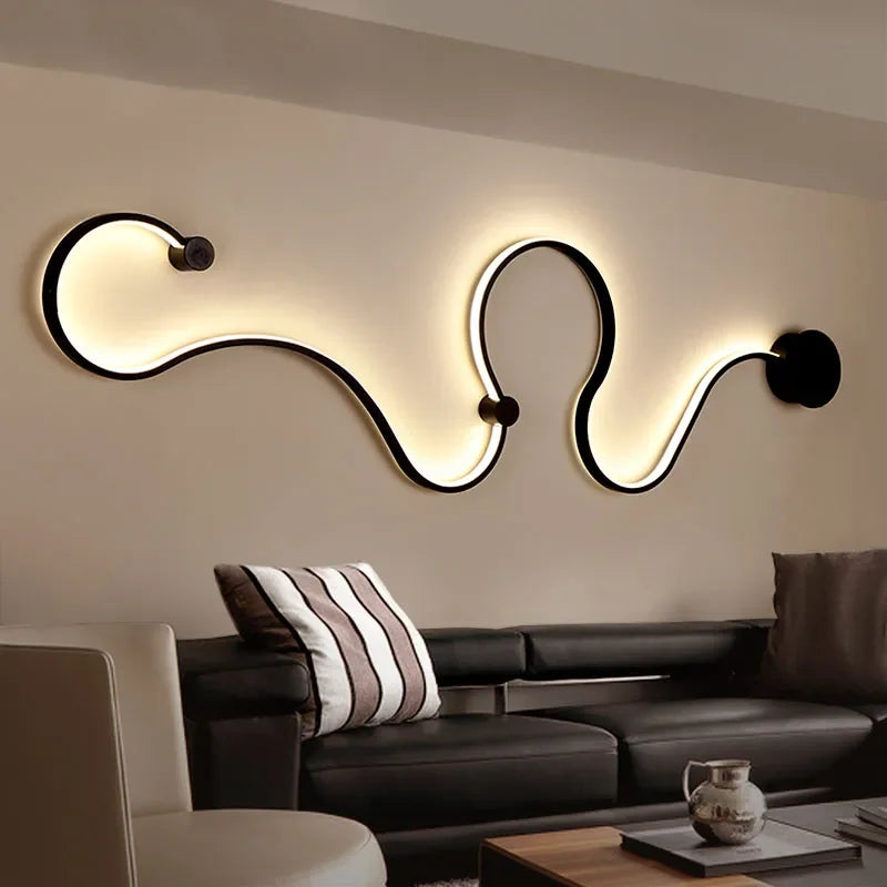 Schlanke, moderne LED-Wandleuchte in Schwarz, energieeffizient, perfekter Stil für Wohnzimmer, Flure, Schlafzimmer.