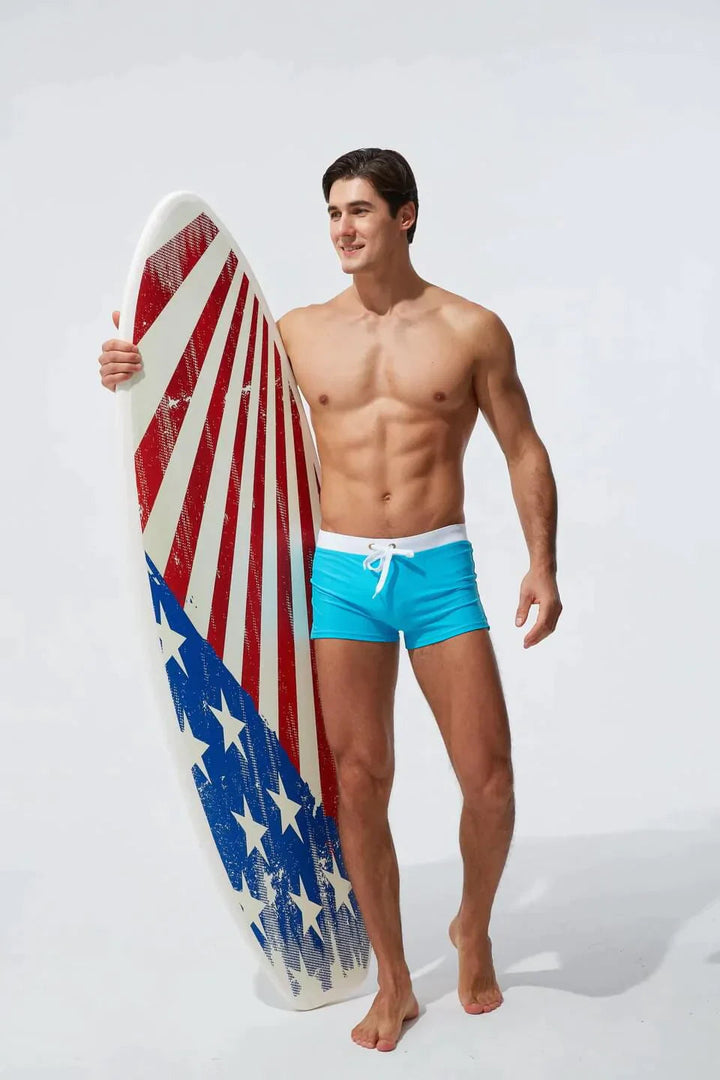 "Schnelltrocknende, leichte Schwimmshorts für Herren mit verstellbarem Kordelzug, ideal für Strand und Pool."