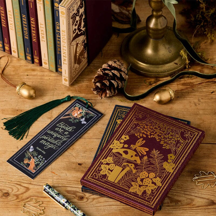 "Schreibwaren-Adventskalender im Winterwald-Design, 24-tägige Überraschungen, tiefrote Farben, für Kinder und Erwachsene"