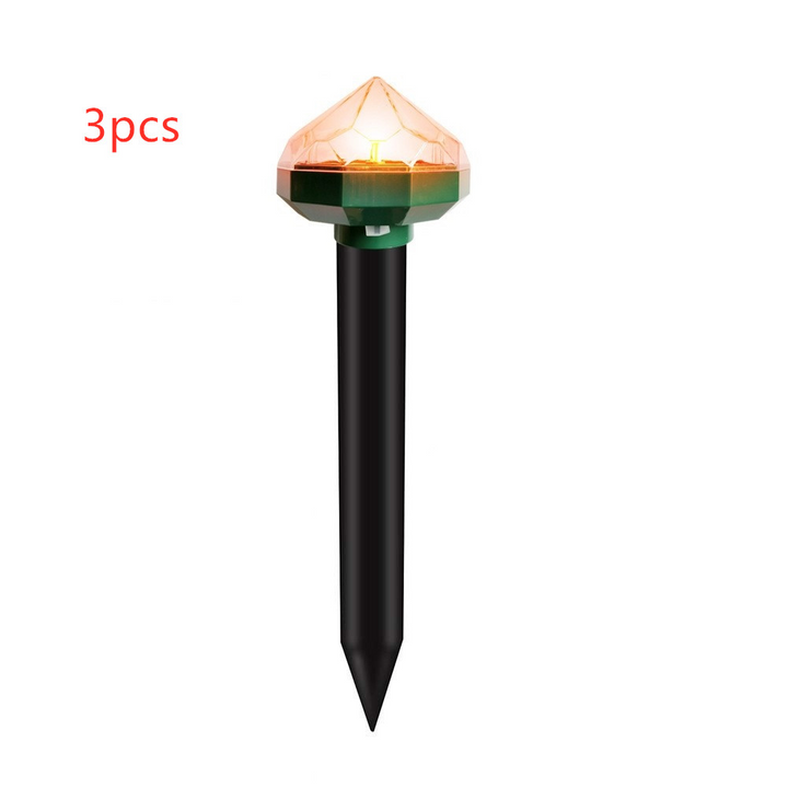 "Solarbetriebener Tiervertreiber für den Garten, wetterfest und umweltfreundlich, schützt vor Nagetieren durch Schallwellen."