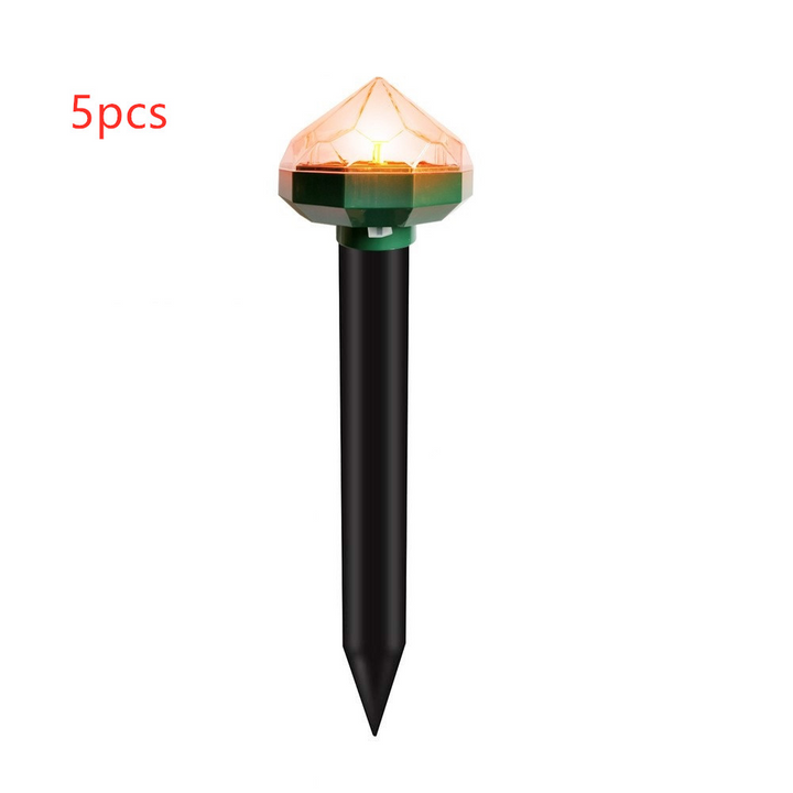 "Solarbetriebener Tiervertreiber für den Garten, wetterfest und umweltfreundlich, schützt vor Nagetieren durch Schallwellen."