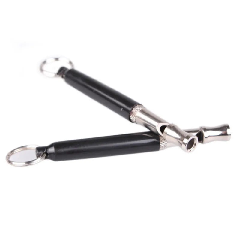 "Ultraschall-Hundepfeife für effektives Hundetraining, verstellbar, leicht und tragbar mit Schlüsselring."