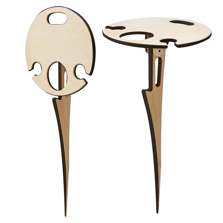 "Variable Weintisch aus Holz, ideal für Picknicks, bietet Platz für Weinflasche, 2 Gläser und Teller im Garten."