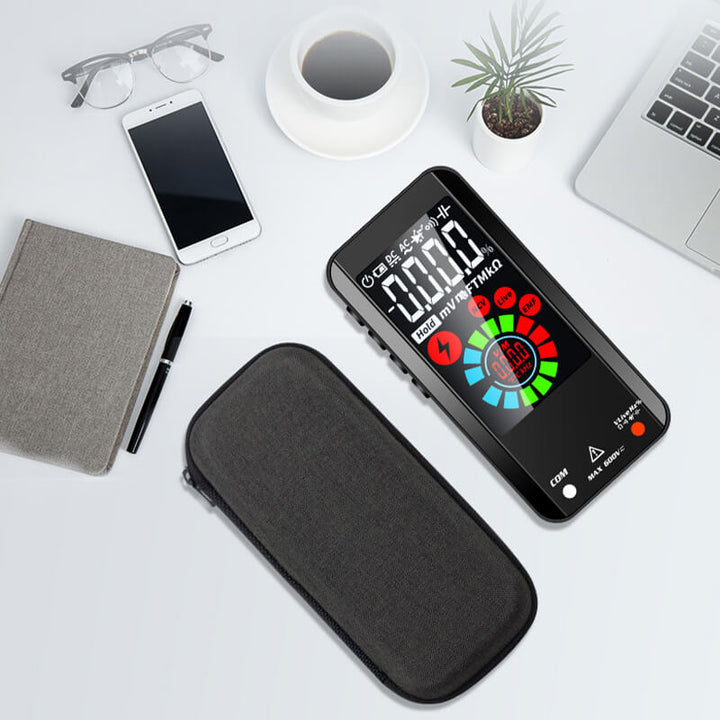 "Vollautomatisches Multimeter mit großem LCD-Farbdisplay, stoßfestes Gehäuse, für präzise Messungen im Automodus."