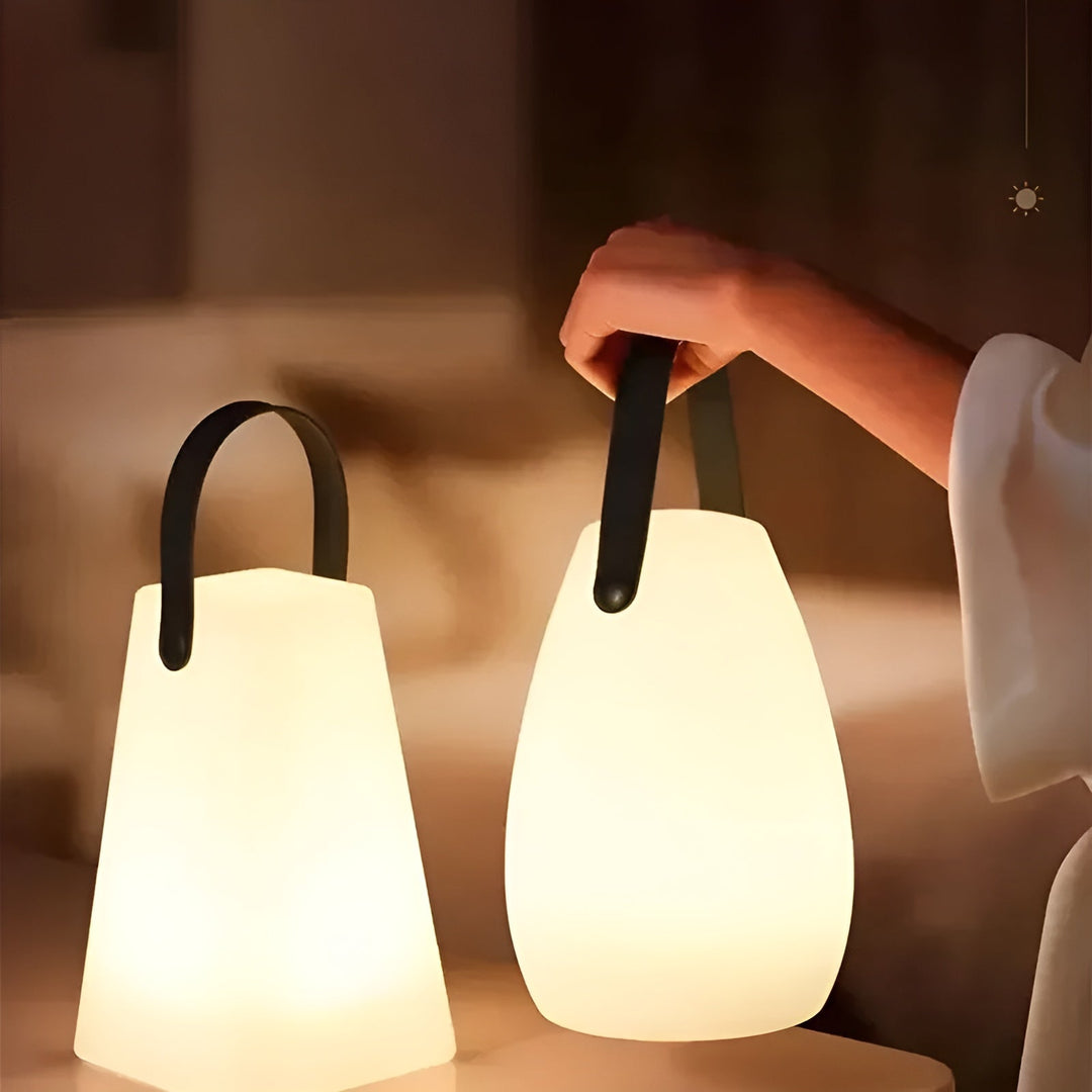 "Wasserdichte, kabellose LED Tischlampe mit 16 Farben, fĂĽr Innen- und AuĂźeneinsatz, modernes Design, dimmbar."