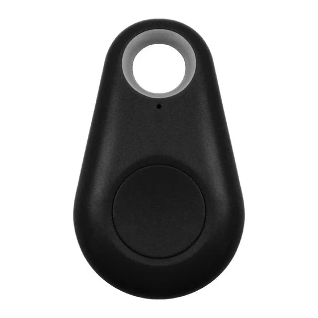 "Wasserdichter GPS-Tracker für Haustiere, kompakt und robust, Echtzeit-Ortung für Hunde und Katzen, am Halsband befestigt."