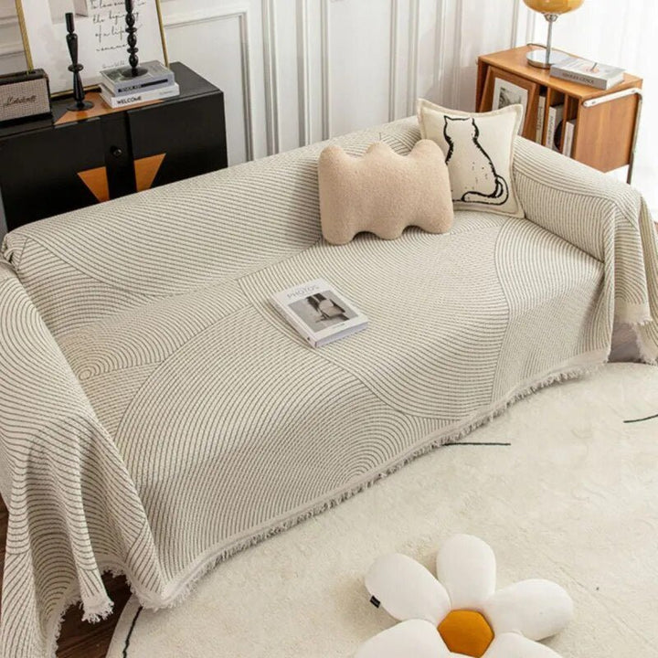 "Weiche Sofadecke mit abstraktem Muster, ideal für Wohnzimmer und Schlafzimmer, bietet Stil und Komfort in jedem Raum."