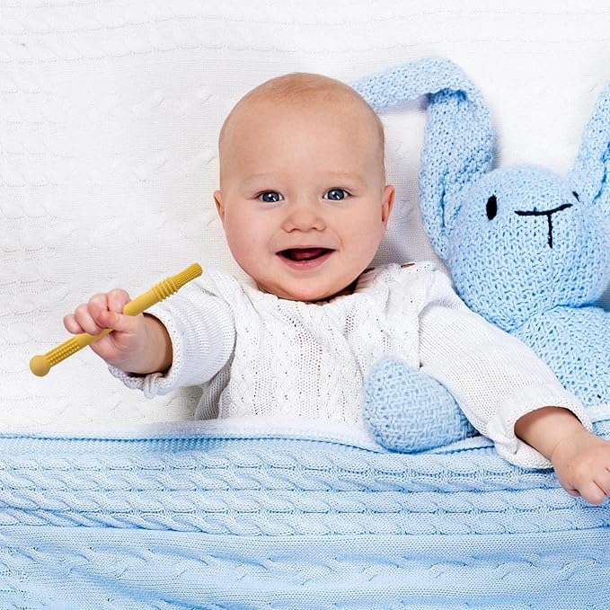 "Weiches Silikon-Beißröhrchen für Babys, sanft zum Zahnfleisch, in buntem Design, ideal für kleine Hände."