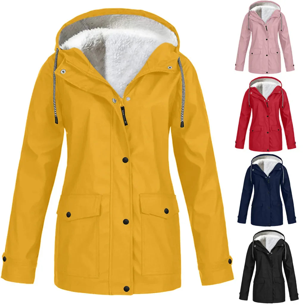 "Wind- und wasserdichte Damen-Outdoor-Jacke mit Kapuze, Fleece-Futter, in Armee Grün, für Camping & Hiking geeignet"